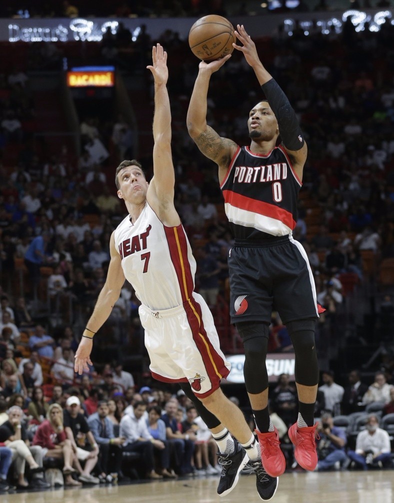 年轻球员提 年轻球员提